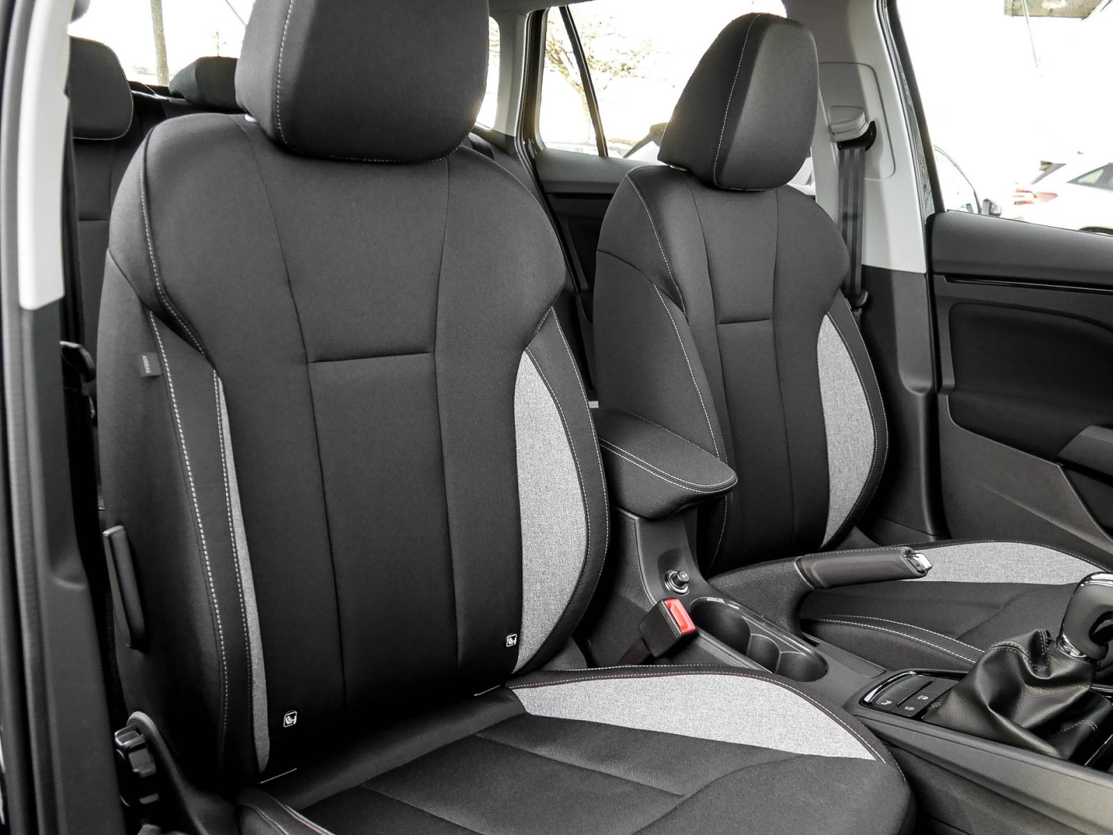 Skoda Kamiq 1.0 TOUR KAMERA ALU17 CARPLAY SITZHEIZUNG