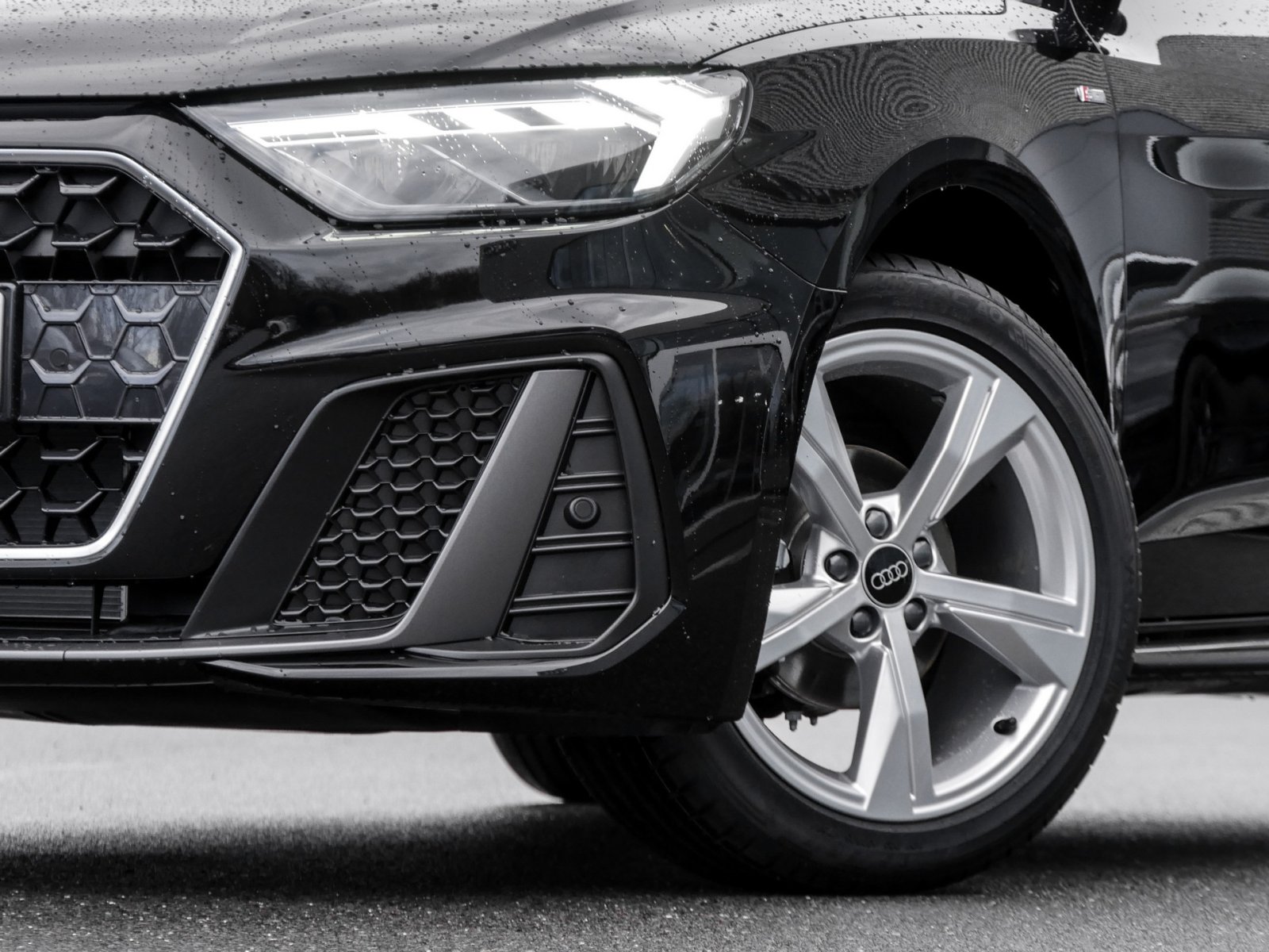 Audi A1 Sportback S line 25 TFSI S Line Kamera+LED+APS+Sportsitze+Sitzheizung+
