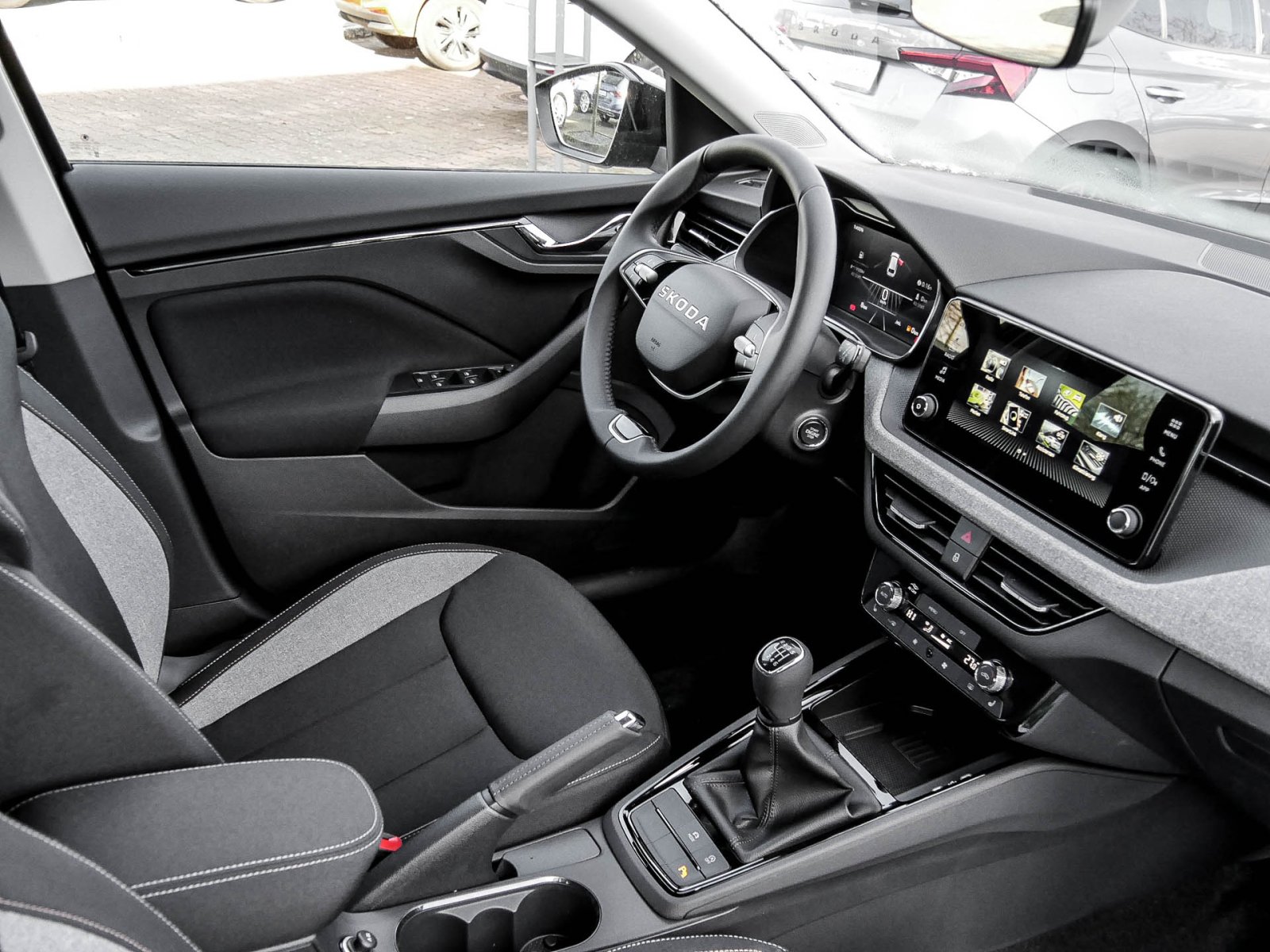 Skoda Scala 1.0TSI Tour ACC PDC RFK SHZ