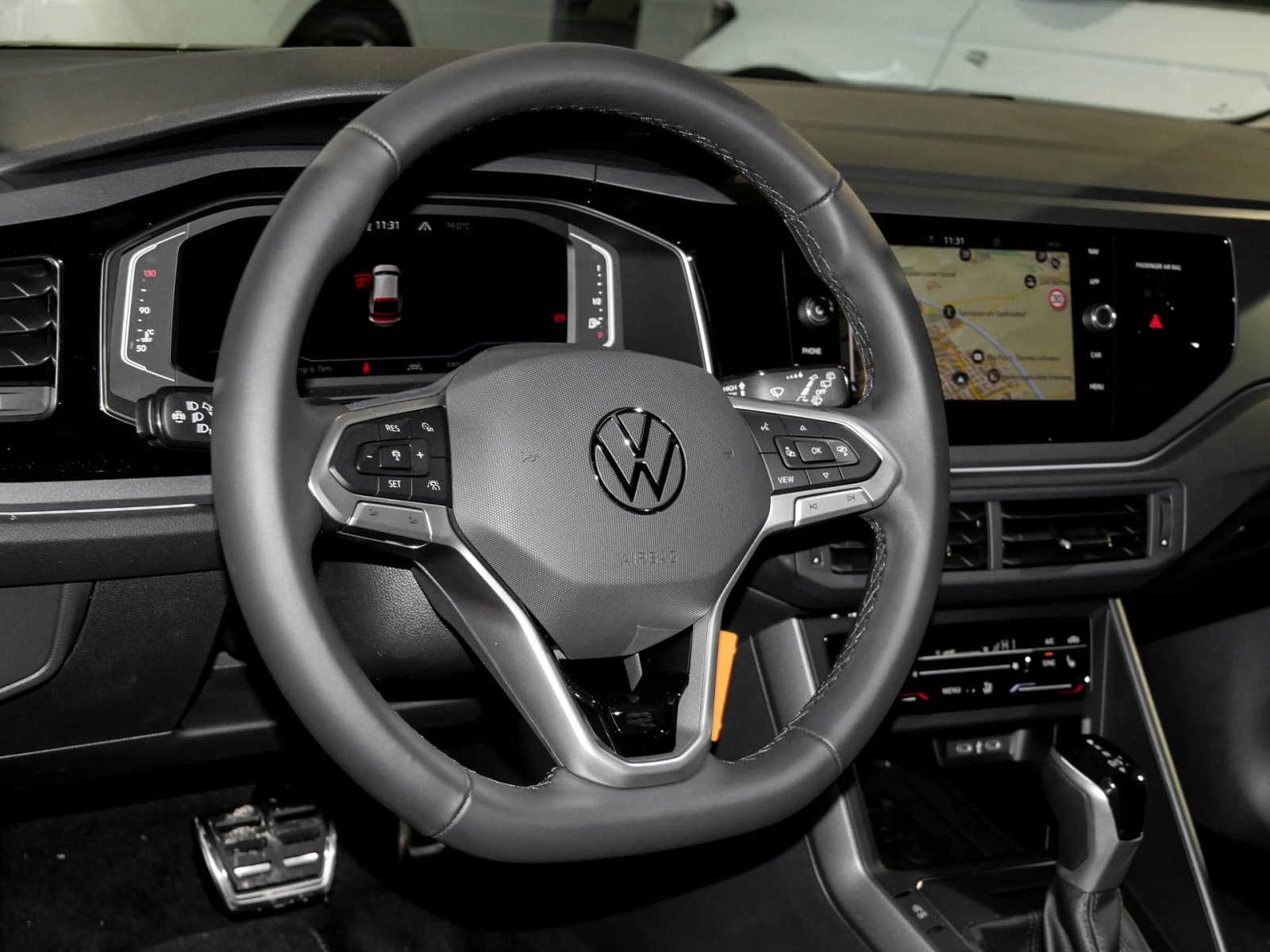 Volkswagen Taigo 1.0 R-LINE DSG NAVI BLACKSTYLE MATRIXLED
