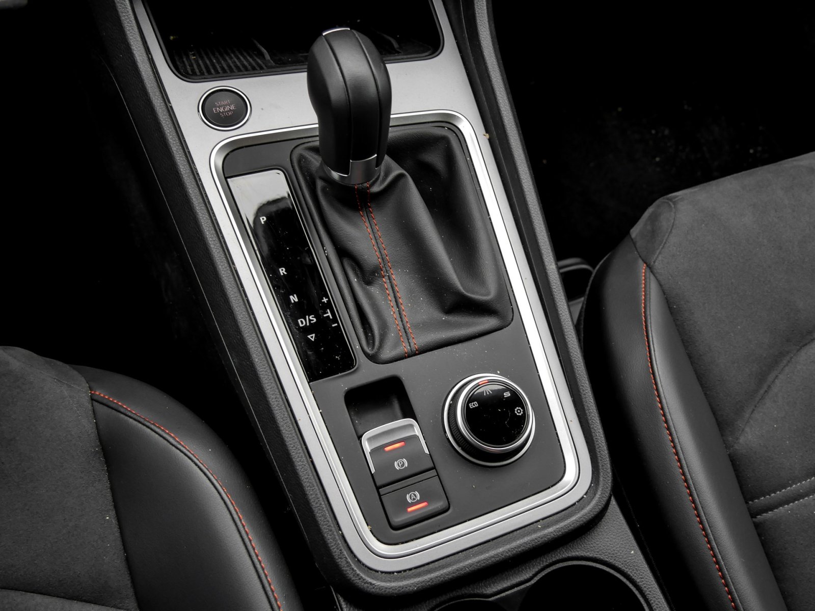 Seat Ateca 2.0 FR BEATS CAM ACC LM18 NAVI SITZHEIZUNG