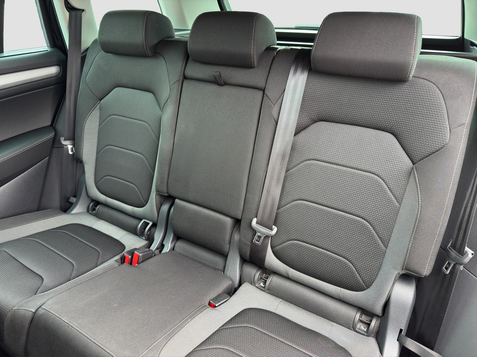 Skoda Kodiaq 2.0 TOUR 4X4 AHK LM19 EKLAPPE NAVI SITZHZ