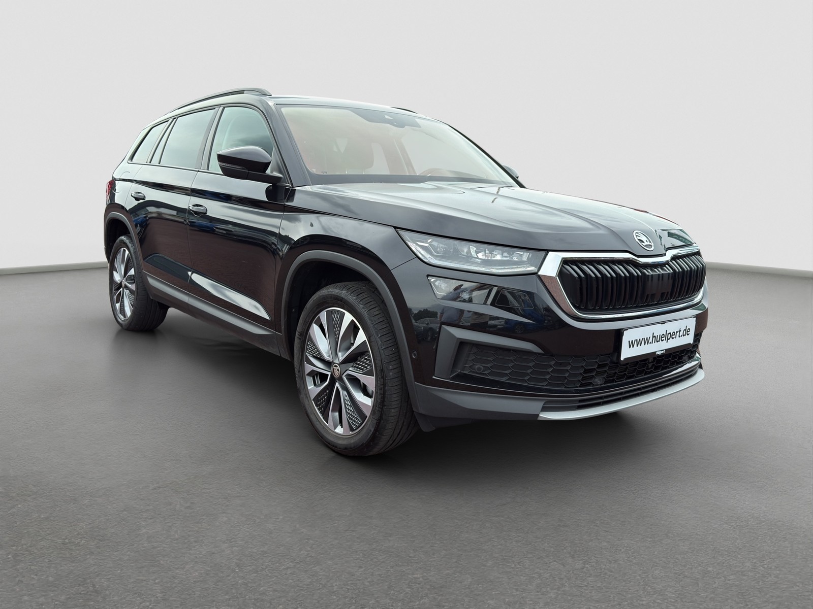 Skoda Kodiaq 2.0 TOUR 4X4 AHK LM19 EKLAPPE NAVI SITZHZ