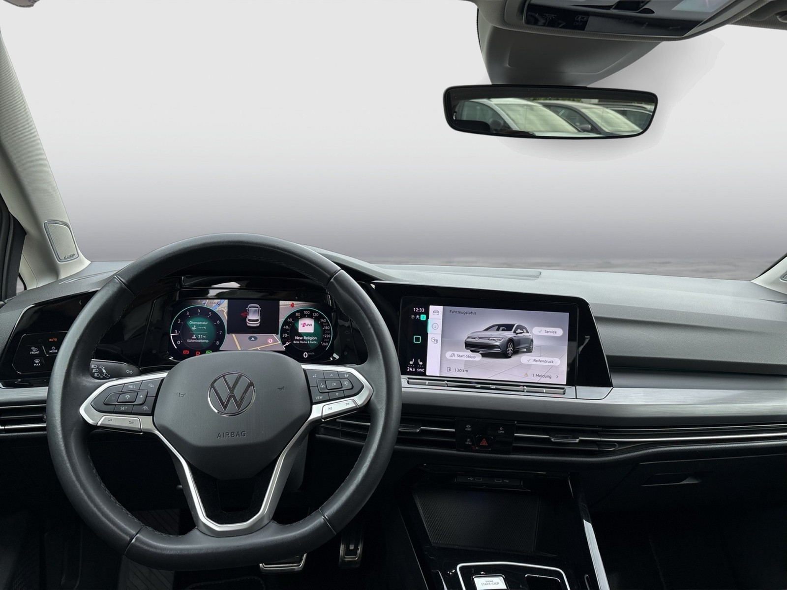 Volkswagen Golf VIII 2.0 STYLE 4X4 PANO HARMAN KARDON CAM