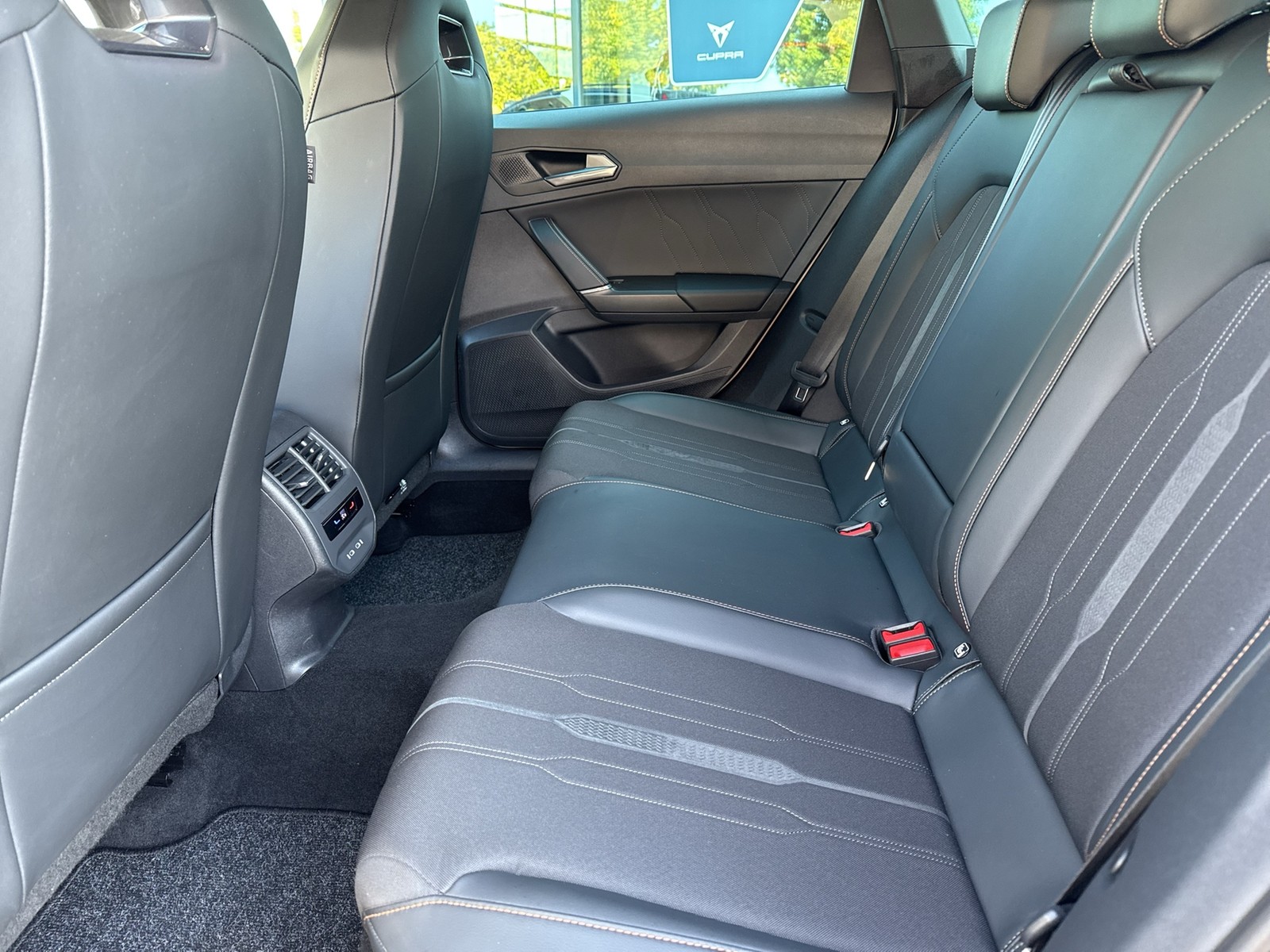 Cupra Leon ST 1.4 HYBRID VZ CAM LM19 NAVI SITZHEIZUNG