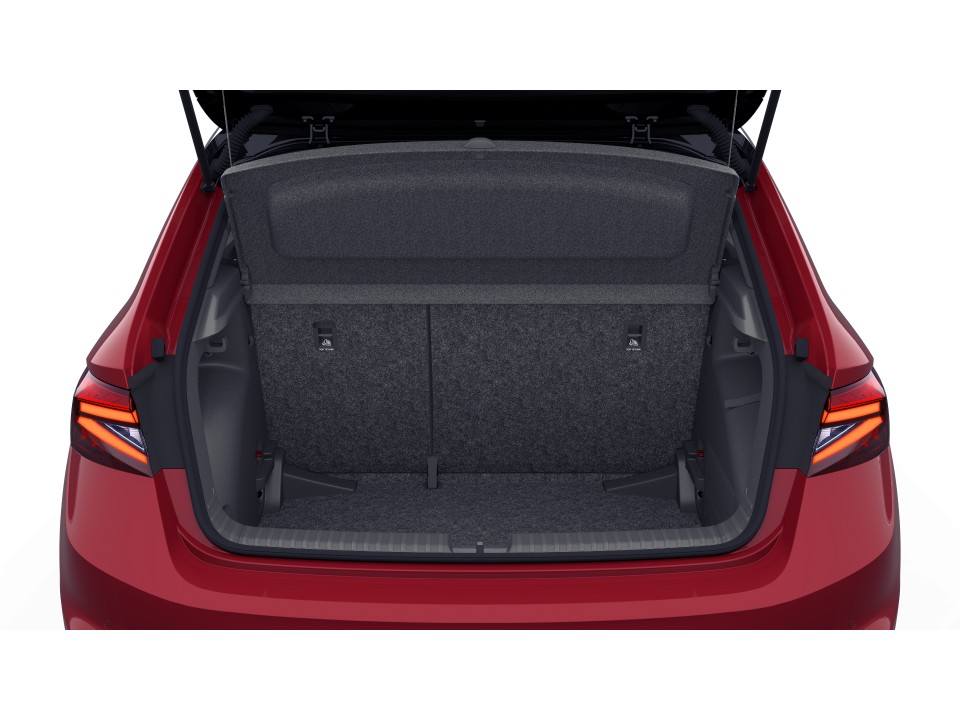 Skoda Fabia 1.5 130 DSG 177PS CAM KEYLESS NAVI LM18