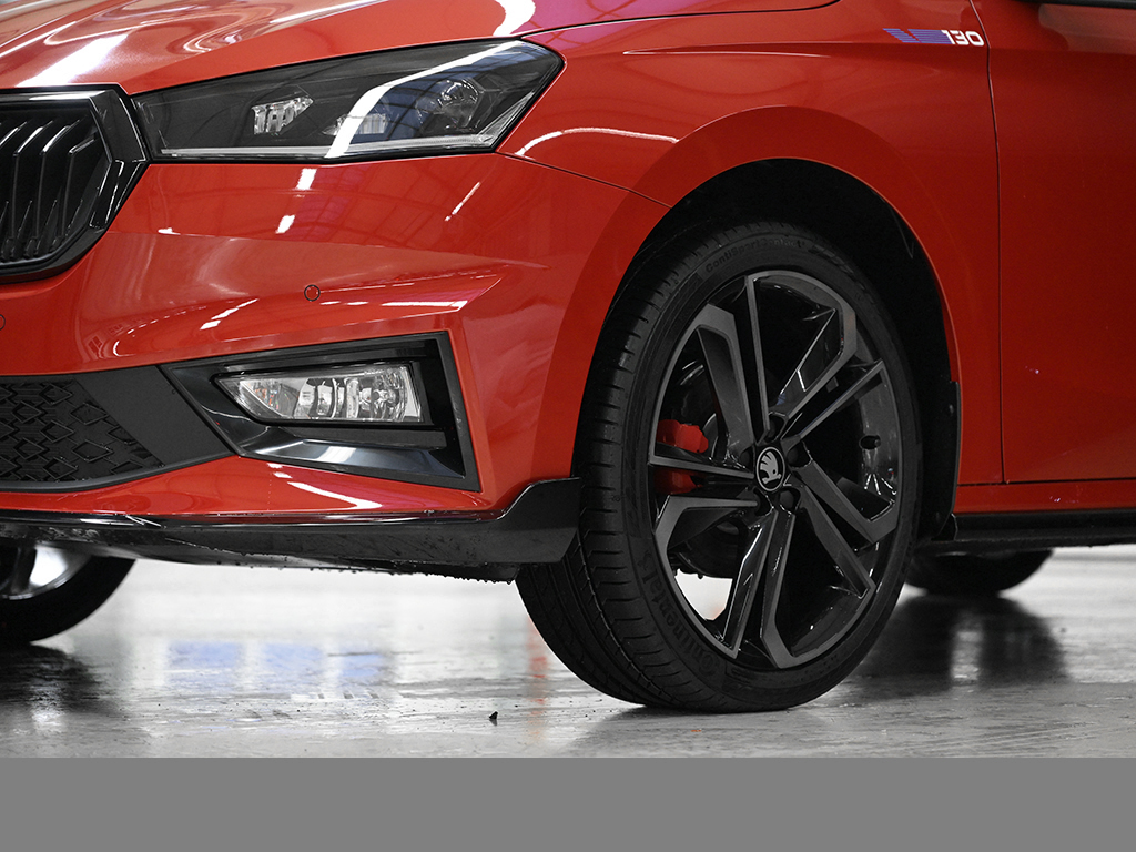 Skoda Fabia 1.5 130 DSG 177PS CAM KEYLESS NAVI LM18