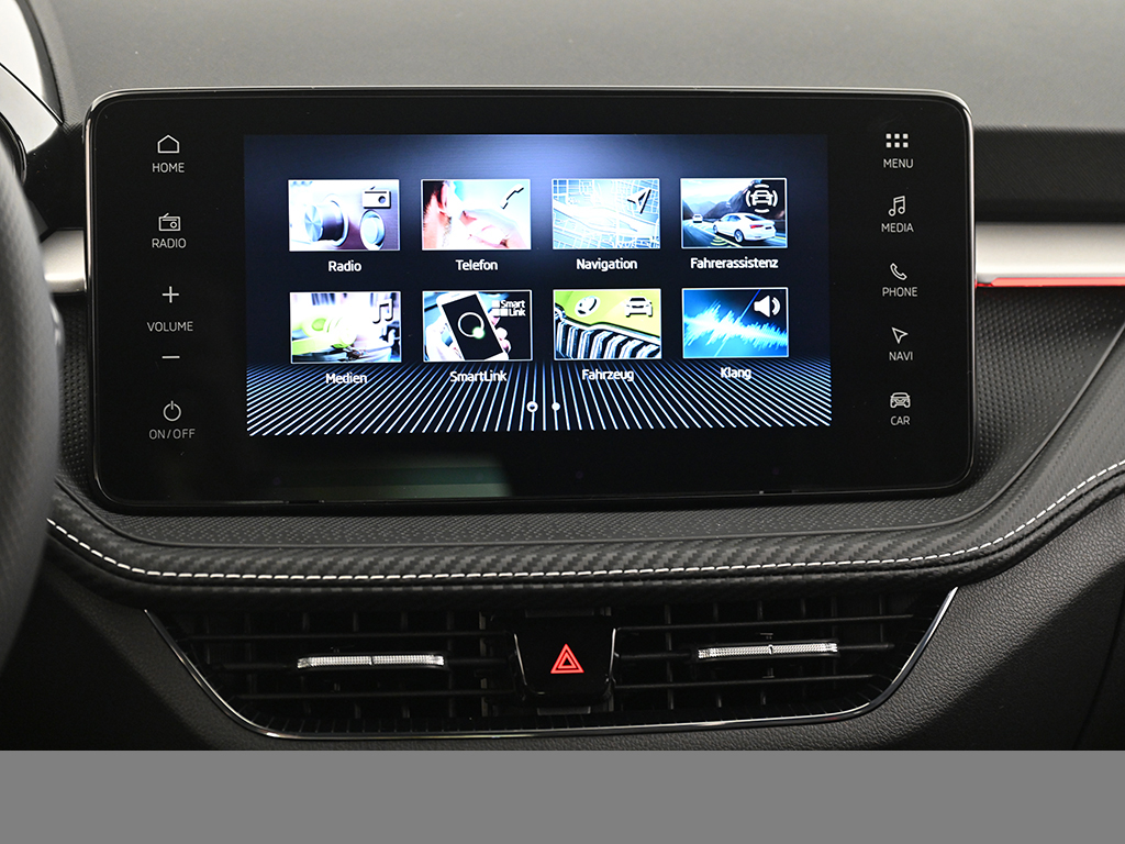 Skoda Fabia 1.5 130 DSG 177PS CAM KEYLESS NAVI LM18