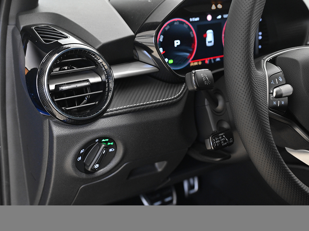 Skoda Fabia 1.5 130 DSG 177PS CAM KEYLESS NAVI LM18