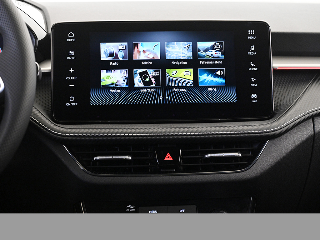 Skoda Fabia 1.5 130 DSG 177PS CAM KEYLESS NAVI LM18