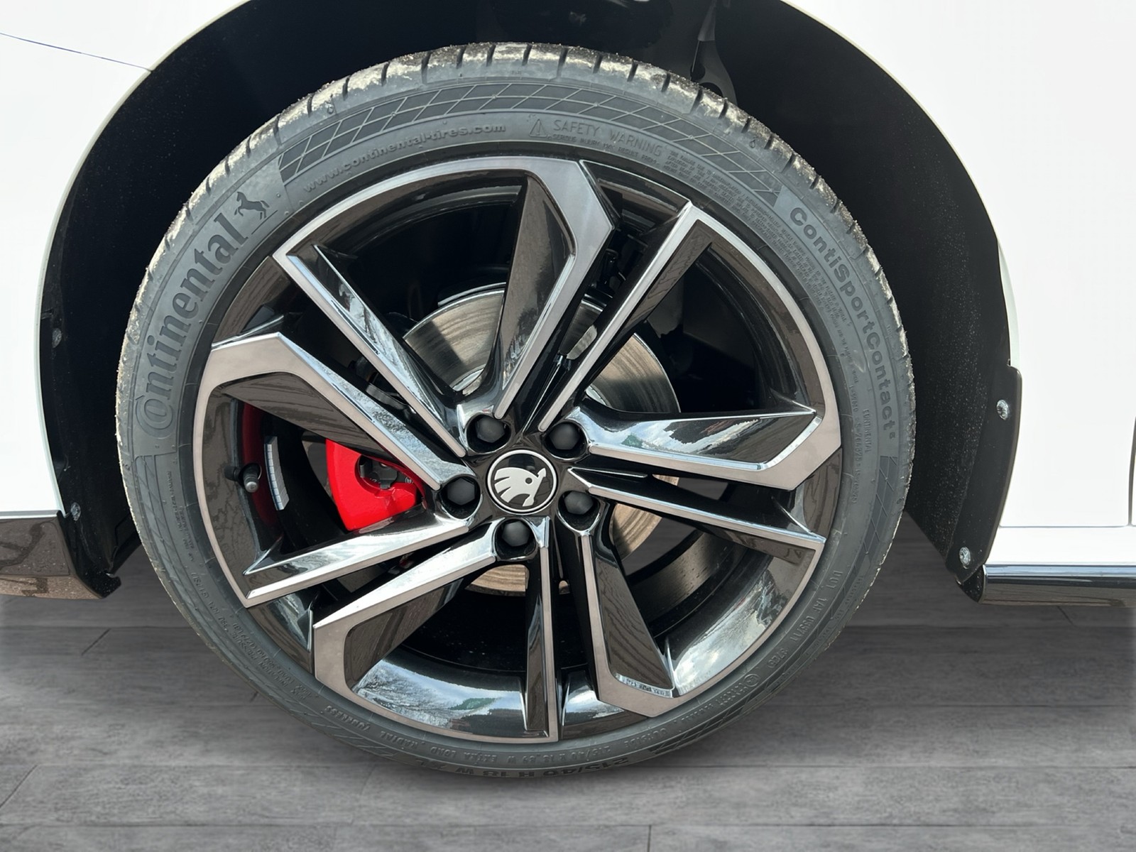 Skoda Fabia 1.5 130 DSG 177PS CAM KEYLESS NAVI LM18