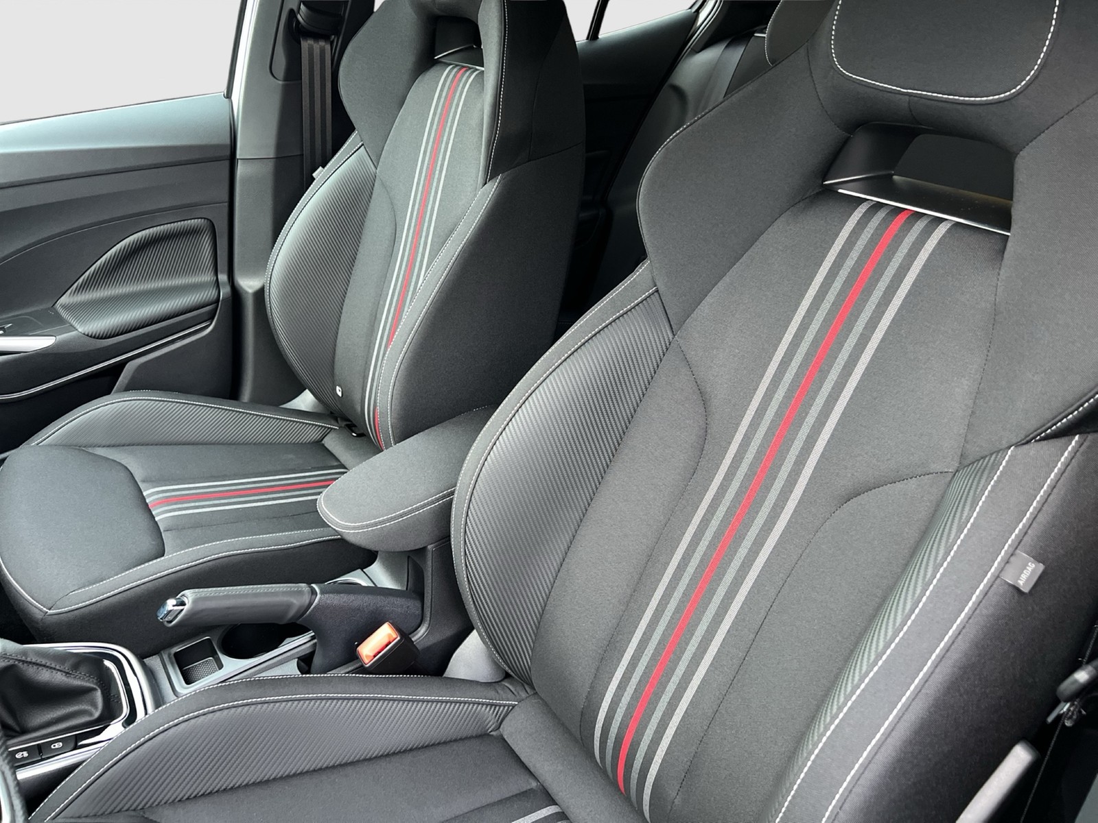 Skoda Fabia 1.5 130 DSG 177PS CAM KEYLESS NAVI LM18