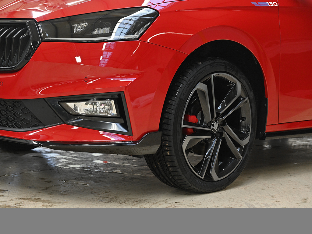 Skoda Fabia 1.5 130 DSG 177PS CAM KEYLESS NAVI LM18