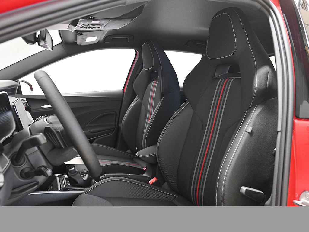 Skoda Fabia 1.5 130 DSG 177PS CAM KEYLESS NAVI LM18