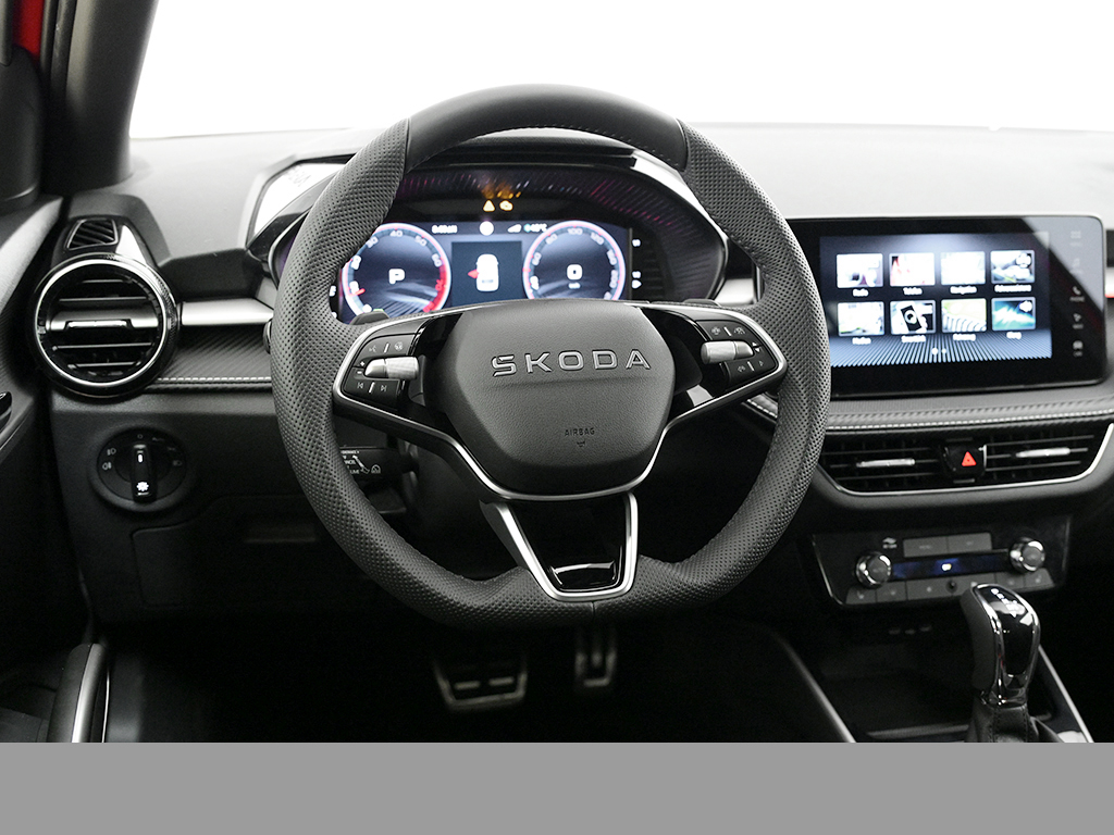 Skoda Fabia 1.5 130 DSG 177PS SPORT ACC NAV SHZ