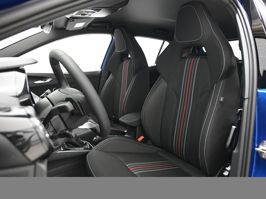 Skoda Fabia 1.5 130 DSG 177PS CAM KEYLESS NAVI LM18