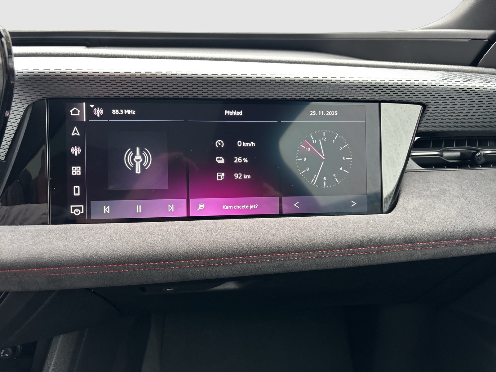 Audi A6 e-tron Avant performance S LINE PANO AHK LM21