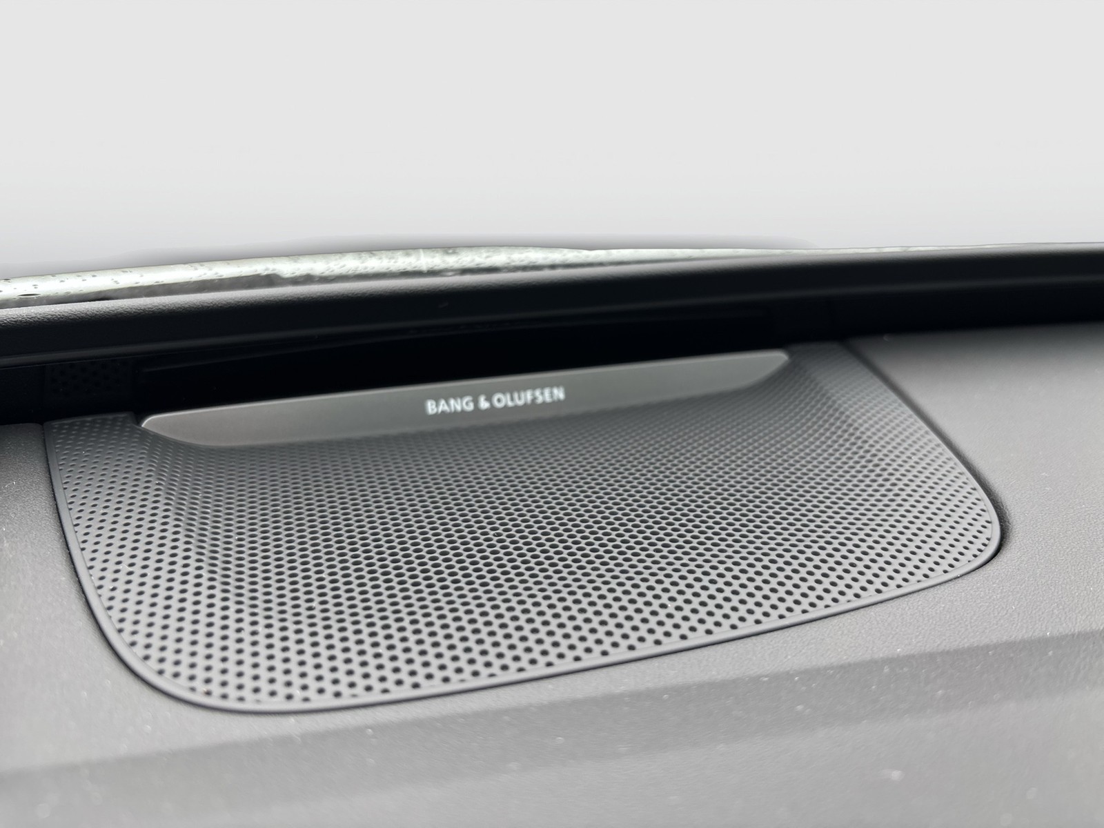 Audi A6 e-tron Avant performance S LINE PANO AHK LM21