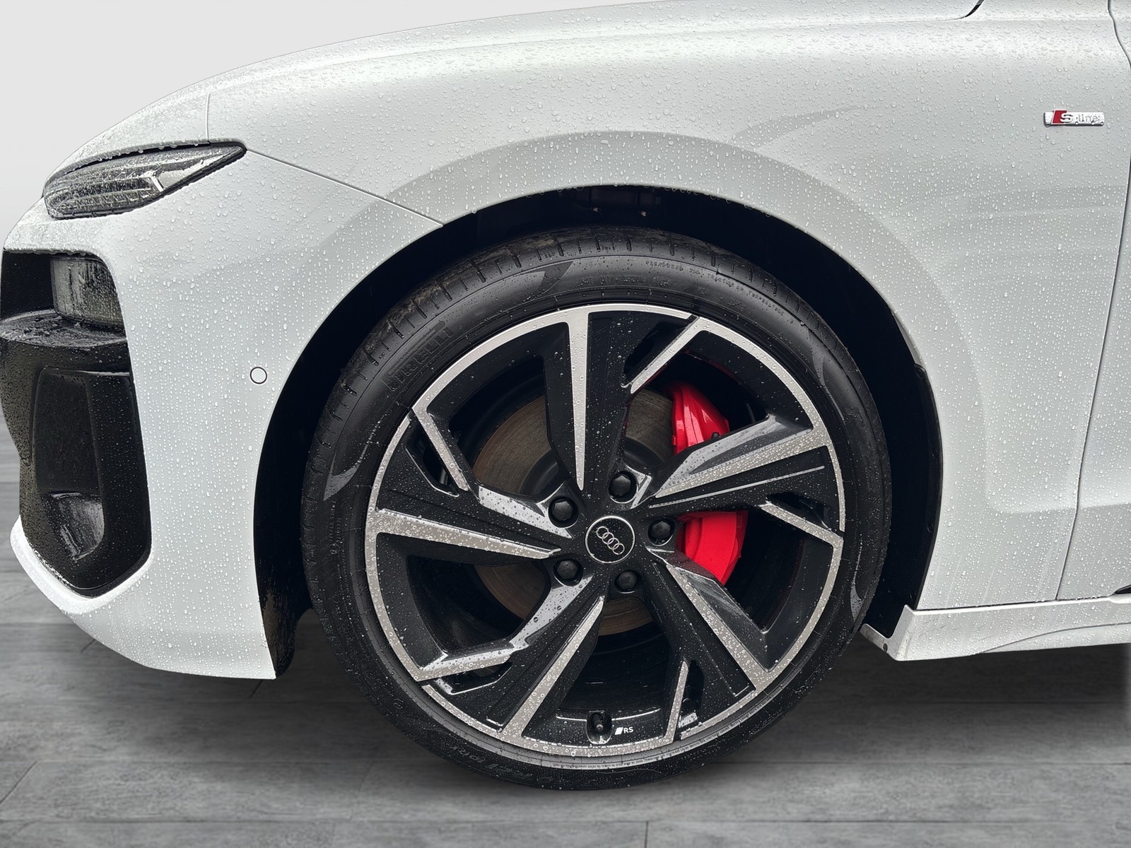 Audi A6 e-tron Avant performance S LINE PANO AHK LM21