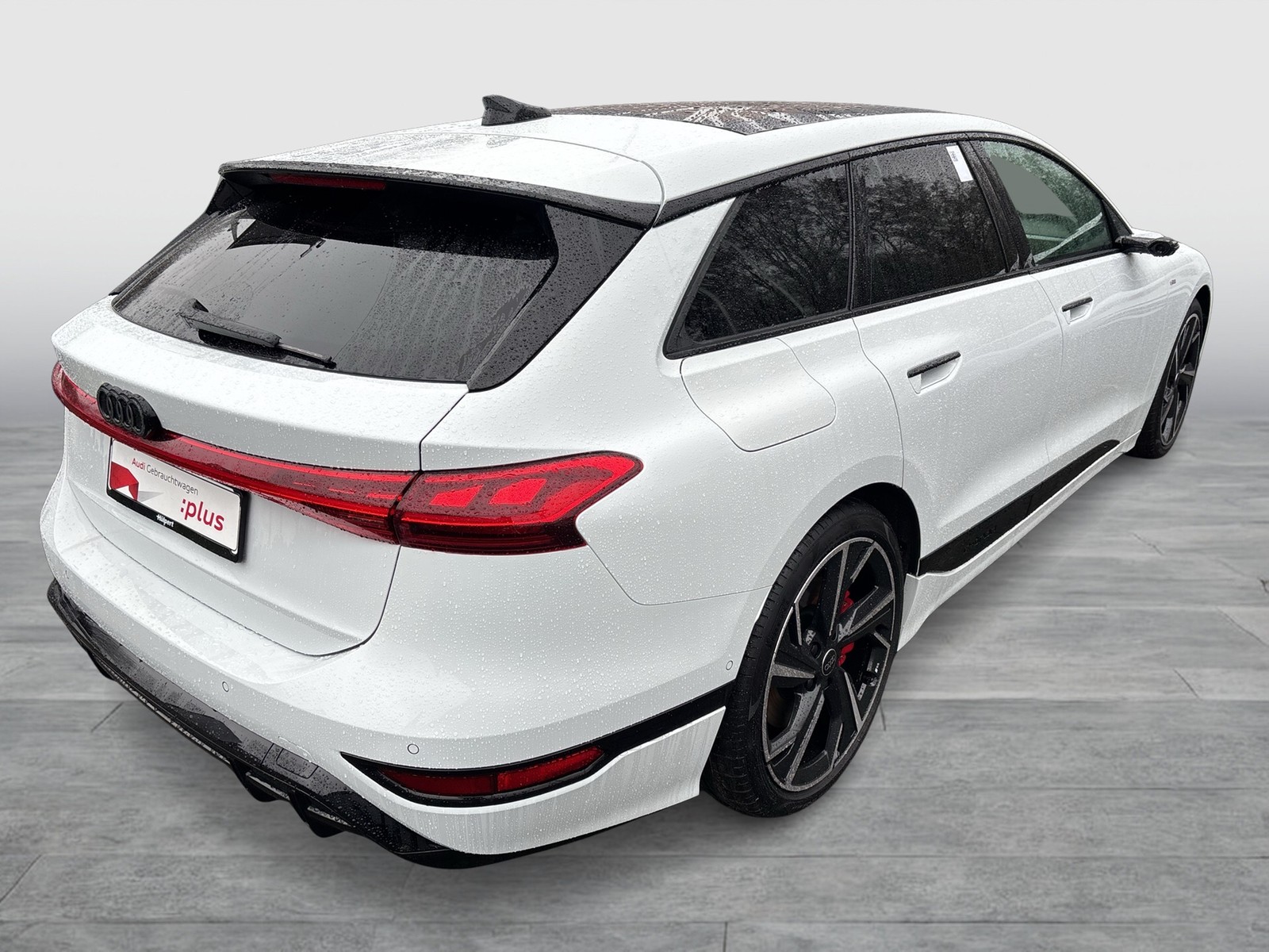 Audi A6 e-tron Avant performance S LINE PANO AHK LM21