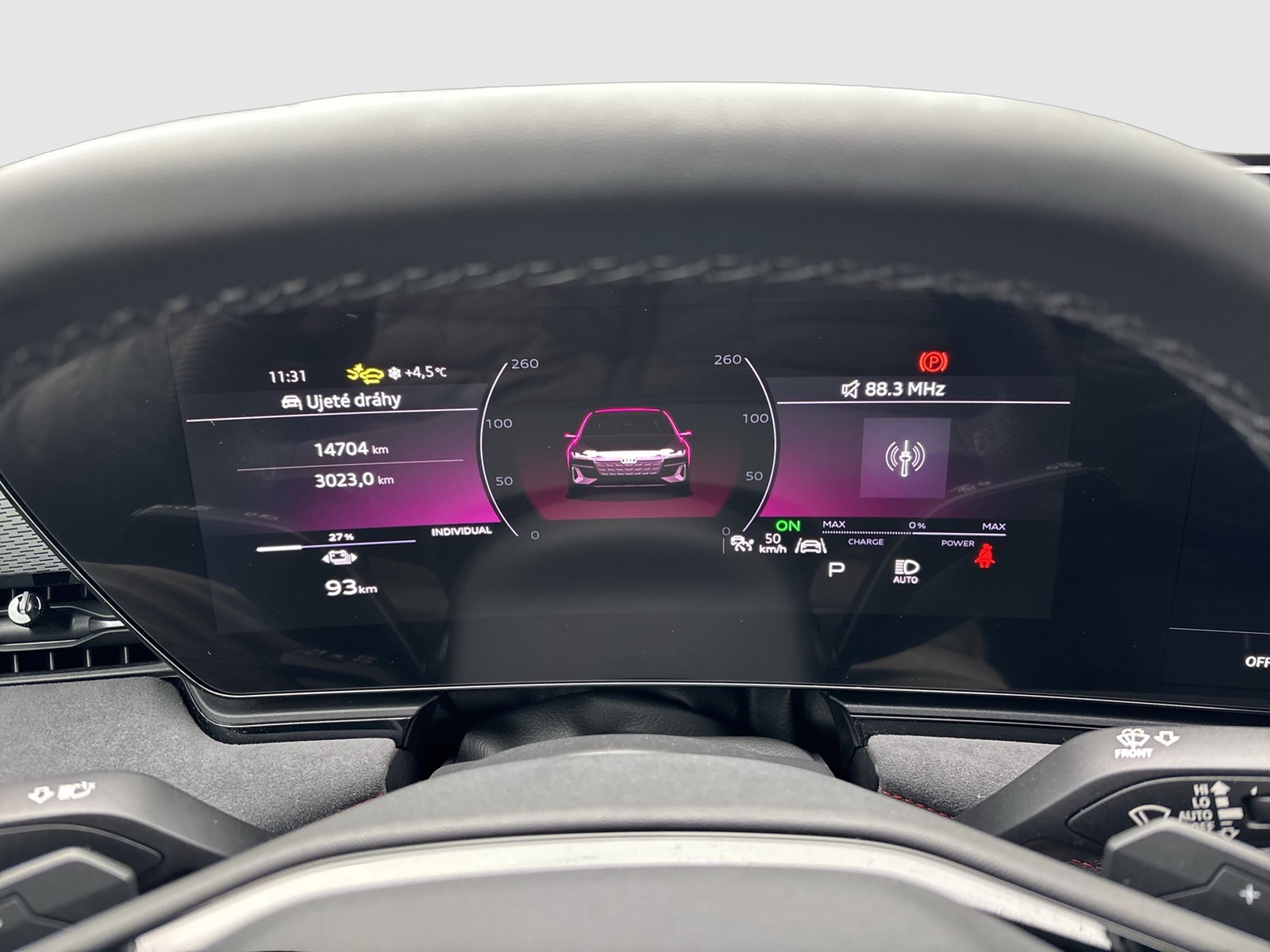 Audi A6 e-tron Avant performance S LINE PANO AHK LM21