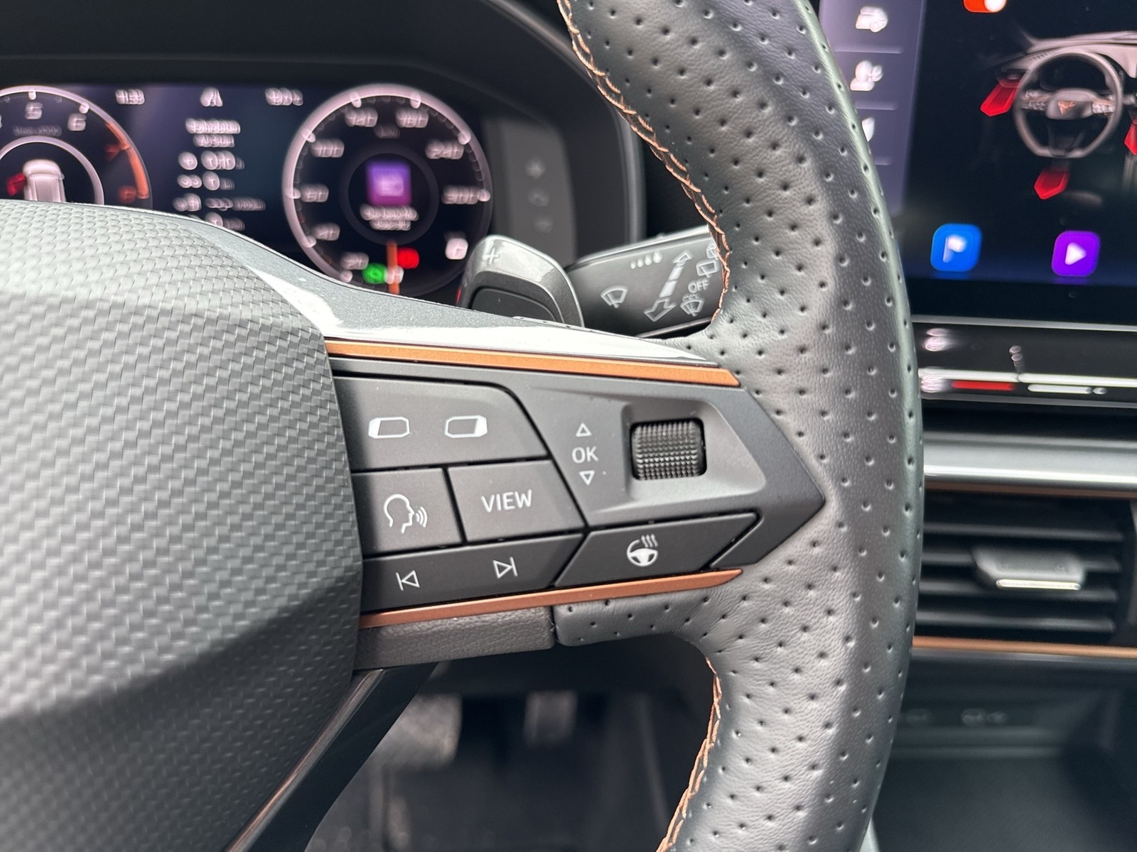 Cupra Leon ST 1.5 eTSI CAM LM18 NAVI SITZHEIZUNG