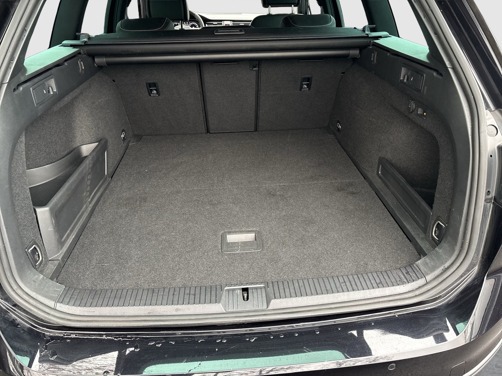 Volkswagen Passat Alltrack 2.0 4X4 LEDER STANDHZ. AHK LM19