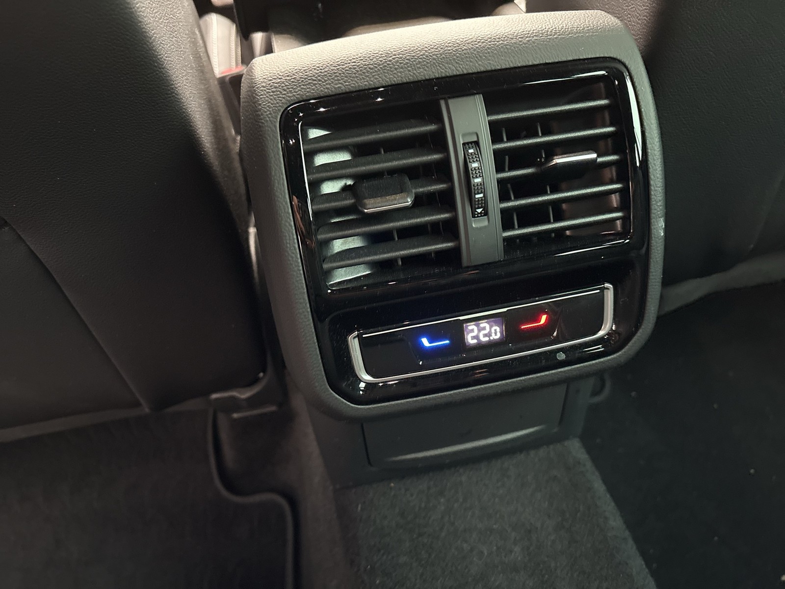 Volkswagen Passat Alltrack 2.0 4X4 LEDER STANDHZ. AHK LM19