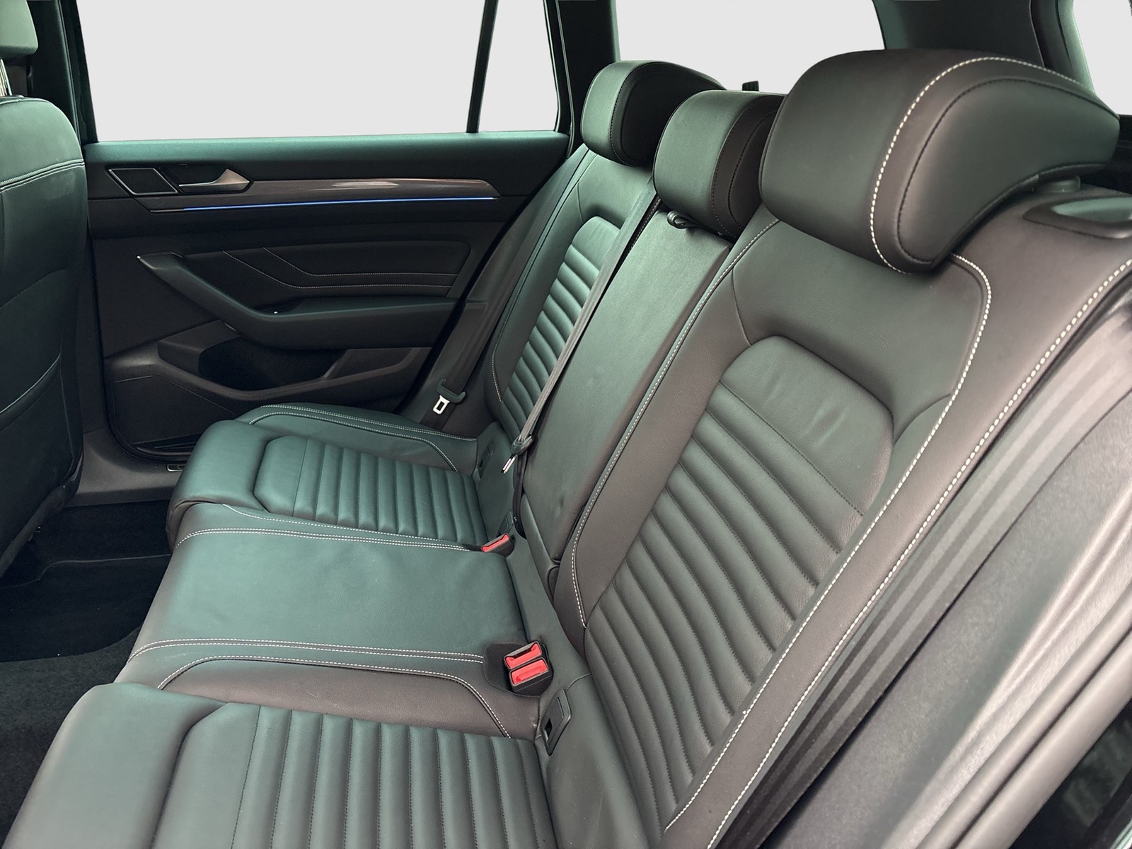 Volkswagen Passat Alltrack 2.0 4X4 LEDER STANDHZ. AHK LM19