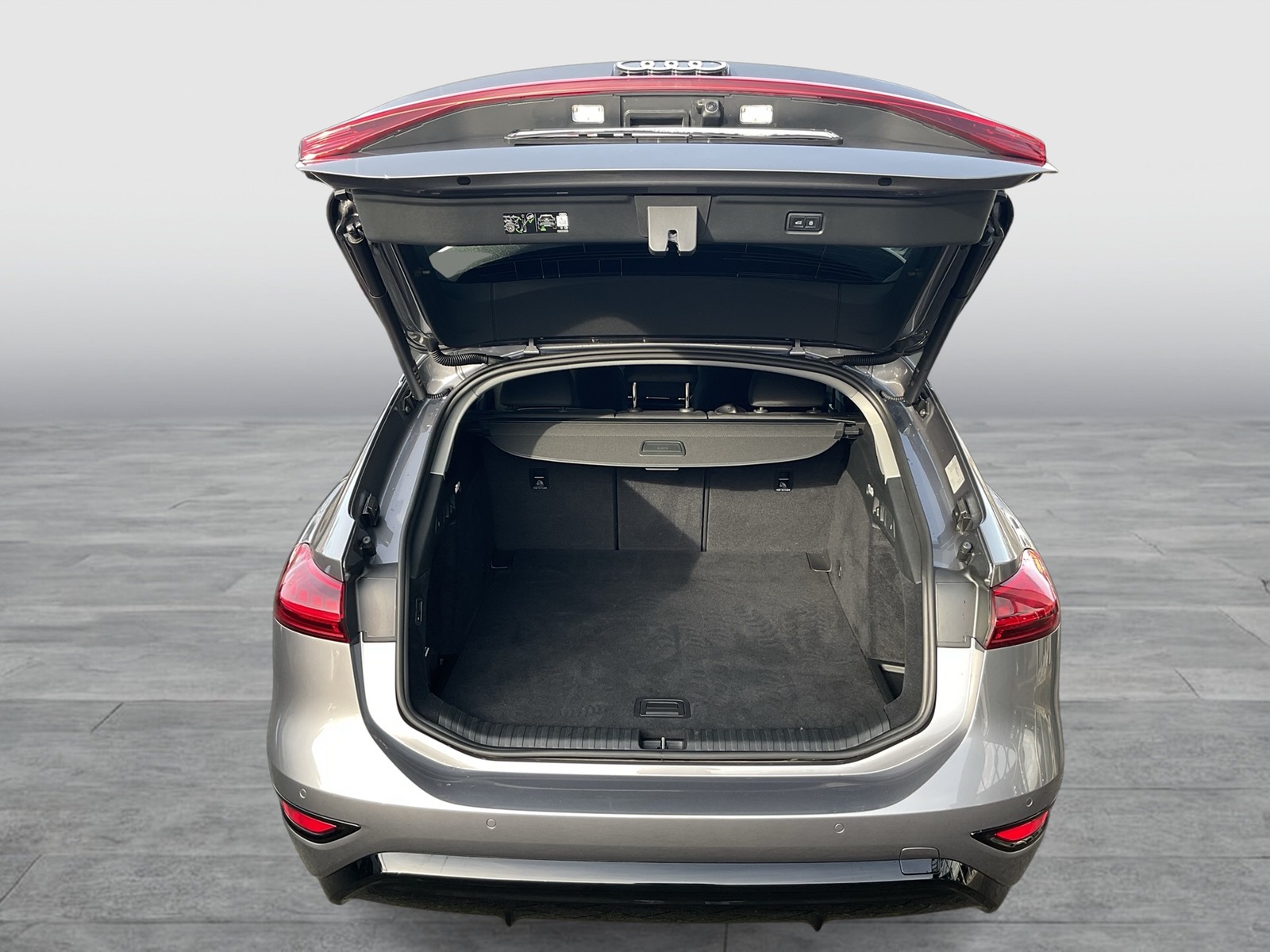 Audi A6 e-tron Avant performance advanced AHK ACC 20Z