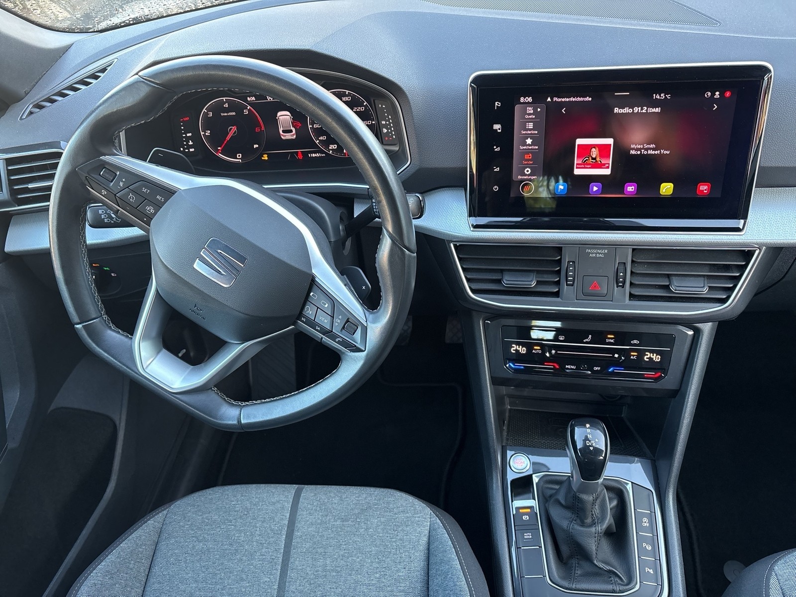 Seat Tarraco 2.0 STYLE 7SITZE AHK CAM ACC LM18 NAVI