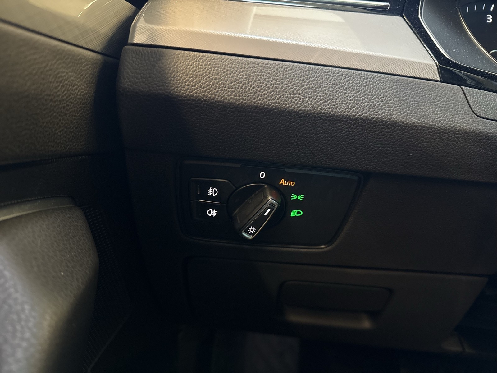 Volkswagen Passat Variant 2.0 BUSINESS AHK 360°CAM ACC LM17