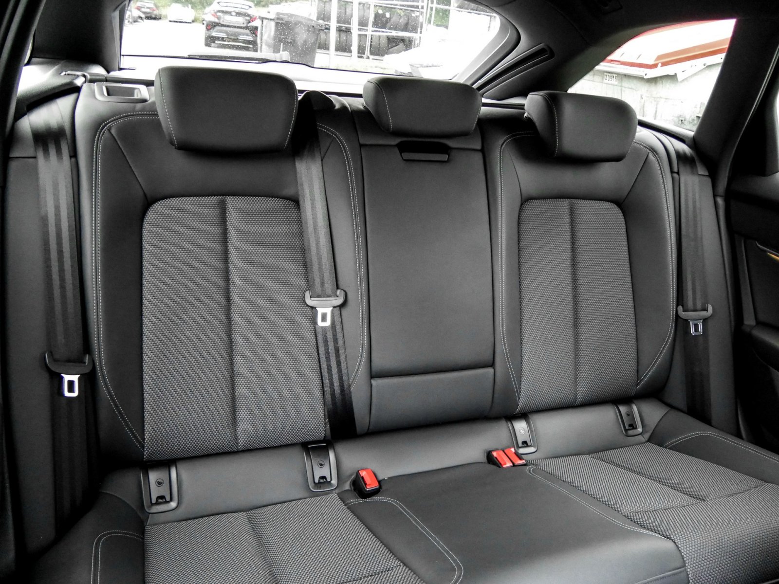 Audi A6 Avant 45 S LINE CAM ACC ALU19 eKLAPPE NAVI+