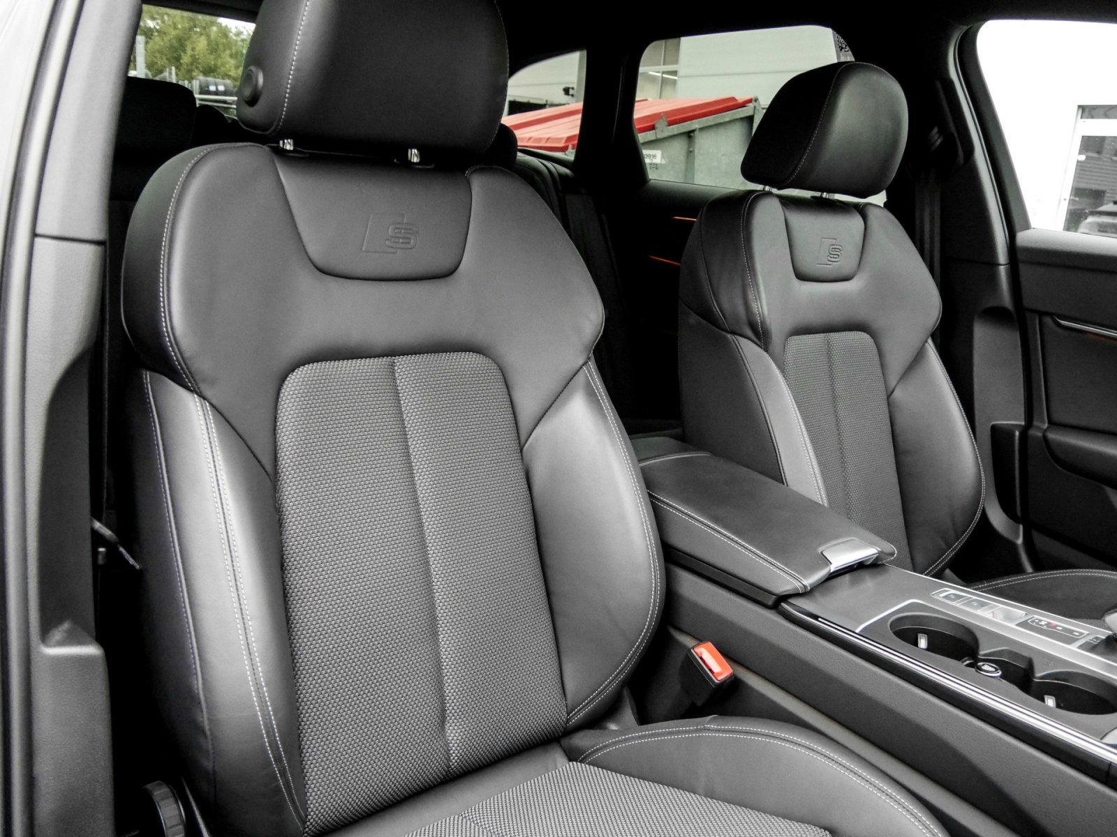 Audi A6 Avant 45 S LINE CAM ACC ALU19 eKLAPPE NAVI+