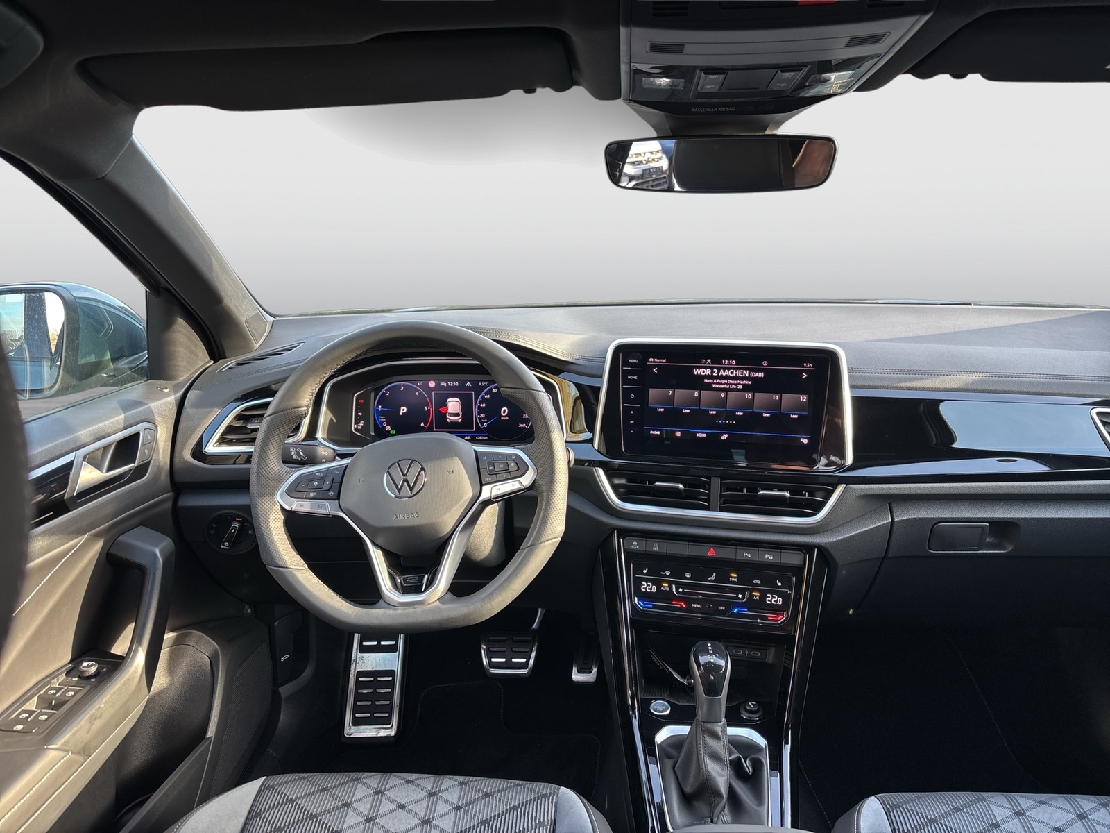 Volkswagen T-Roc 2.0 R-LINE ACC LM17 NAVI CARPLAY SITZHEIZ.