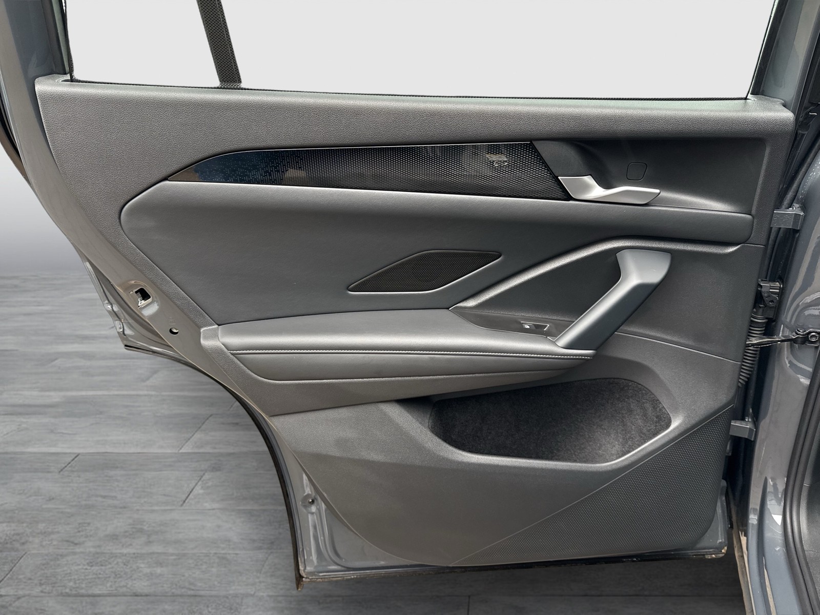 Volkswagen Tayron 2.0 LIFE 4X4 AHK CAM ACC 18Z NAVI CARPLAY