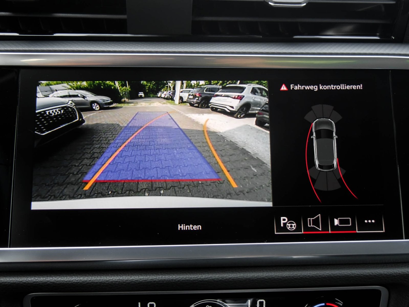 Audi Q3 Sportback 40 quattro S LINE AHK CAM ACC LM19