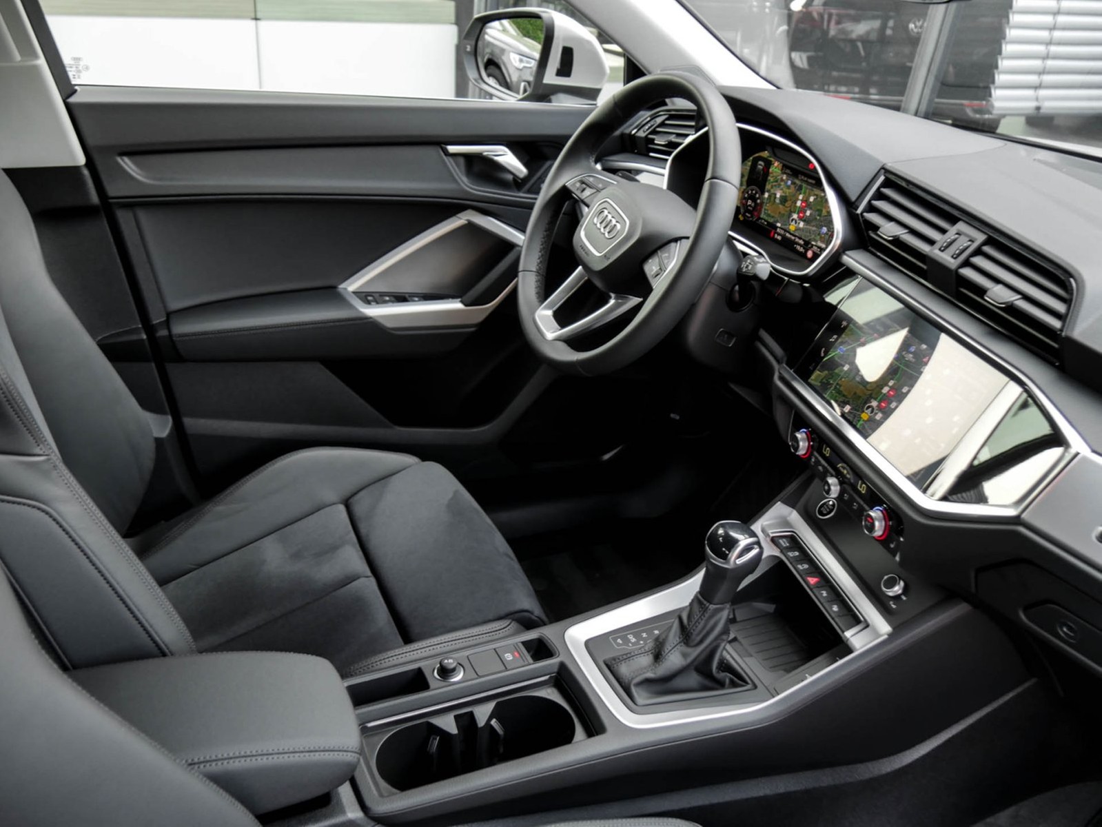 Audi Q3 Sportback 40 quattro S LINE AHK CAM ACC LM19