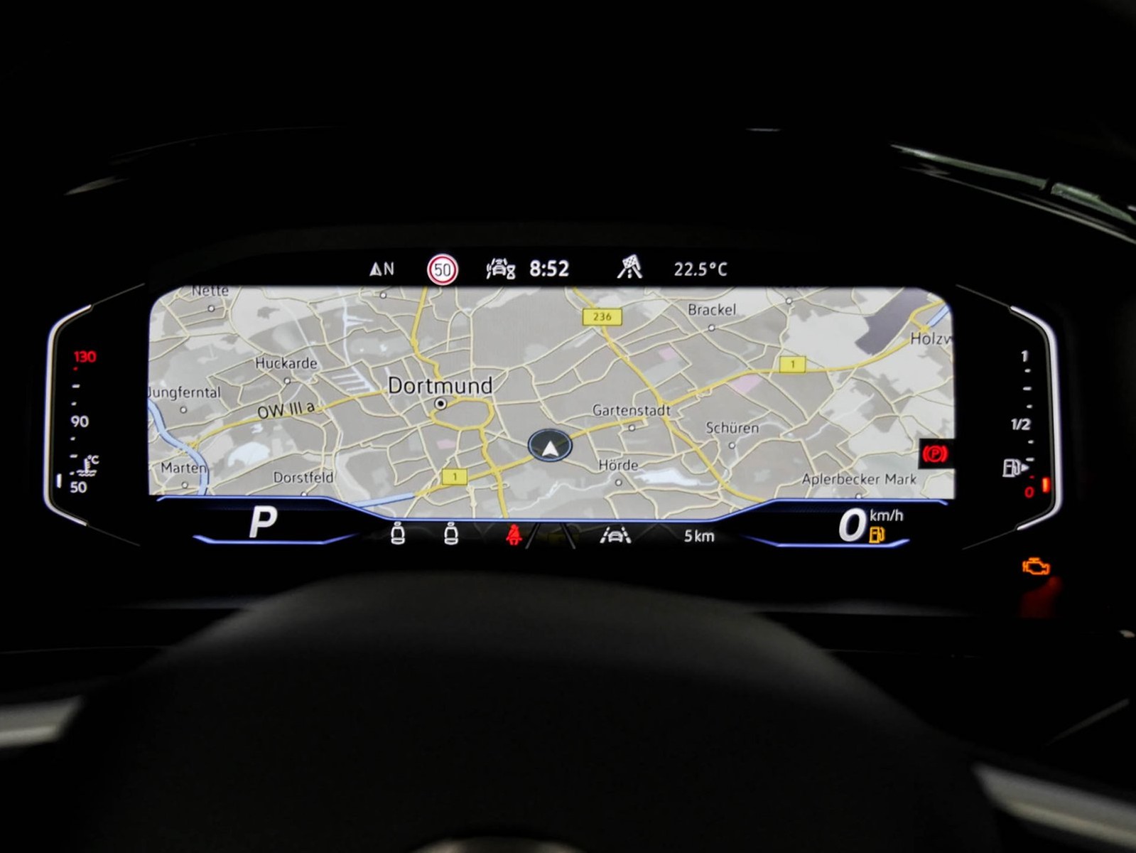 Volkswagen T-Roc Cabrio 1.5 R-LINE DSG BLACKSTYLE NAVI AHK