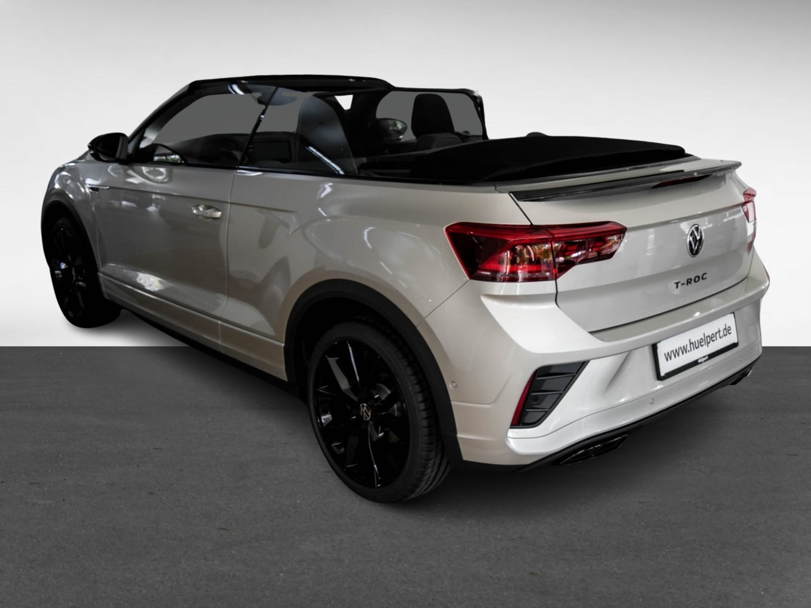 Volkswagen T-Roc Cabrio 1.5 R-LINE DSG BLACKSTYLE NAVI AHK
