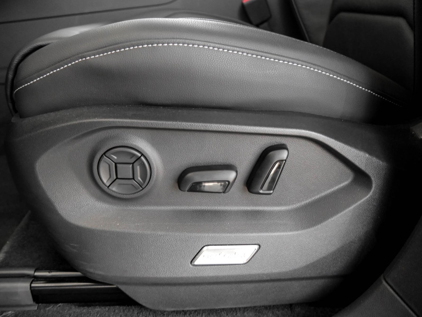 Volkswagen Touareg HYBRID ELEGANCE NEUESMODELL PANO CAM 21Z