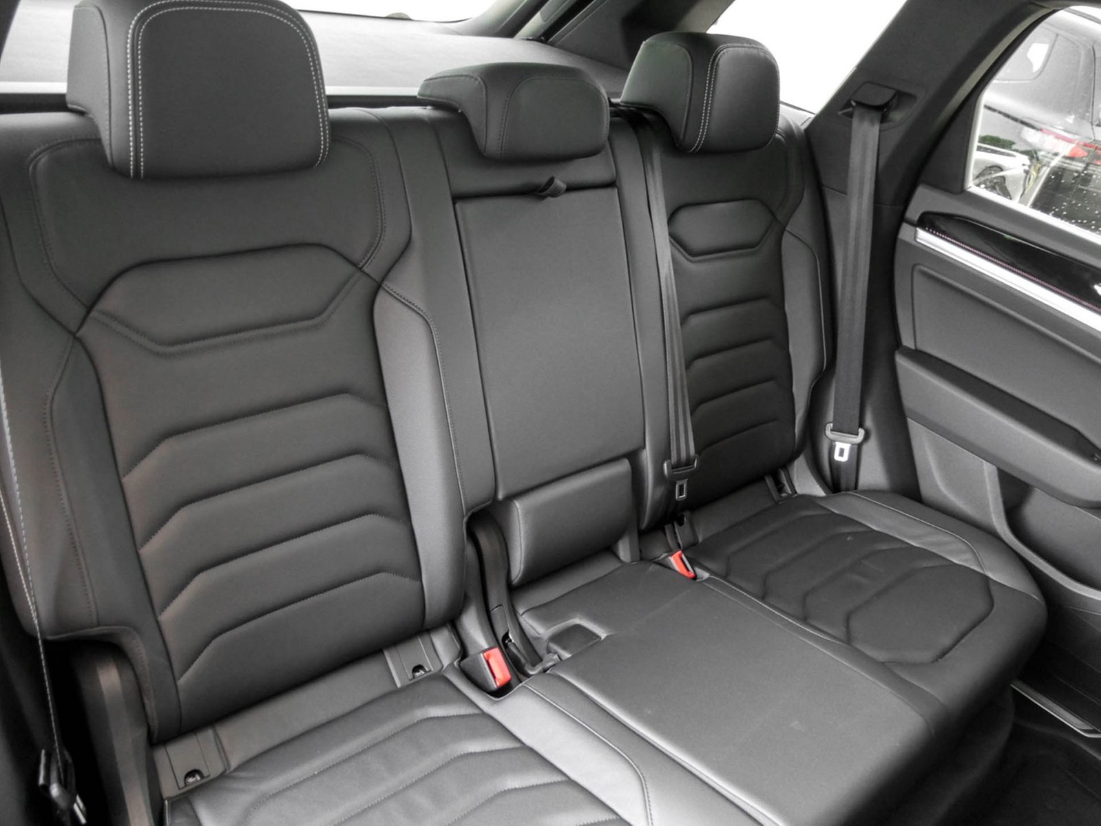 Volkswagen Touareg HYBRID ELEGANCE NEUESMODELL PANO CAM 21Z