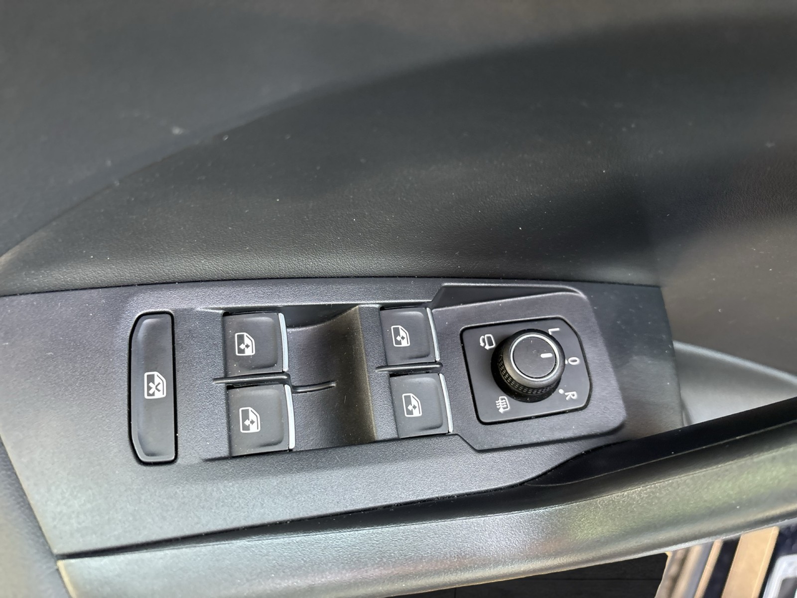 Volkswagen T-Cross 1.0 GOAL CAM ACC ALU NAVI SITZHEIZUNG