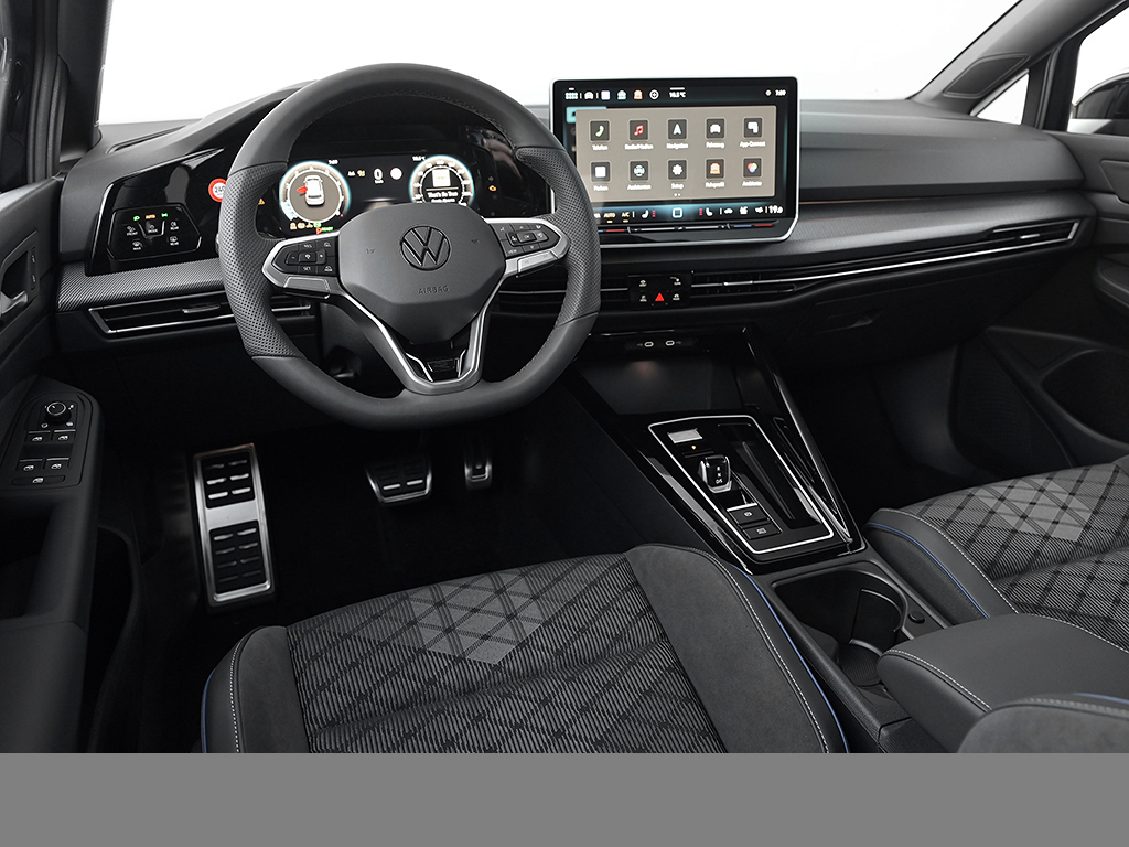 Volkswagen Golf VIII 1.5 eTSI R-LINE FACELIFT CAM ACC LM18