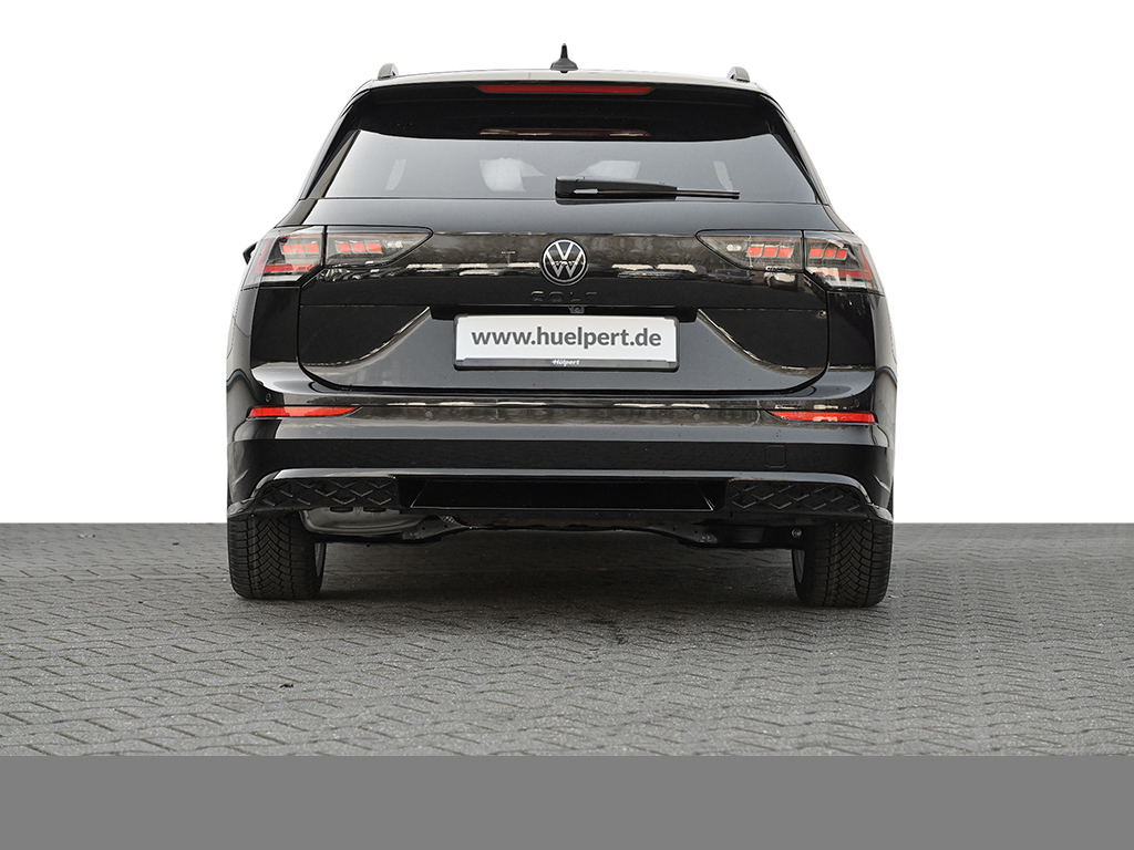 Volkswagen Golf Variant VIII 2.0 R-LINE BLACKSTYLE PANO CAM