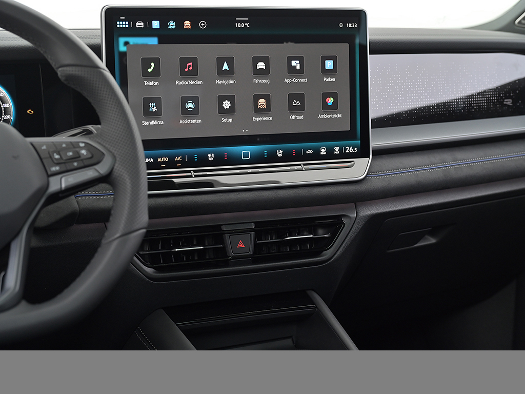 Volkswagen Tayron 2.0 R-LINE BLACK STYLE 4X4 PANO AHK LM20