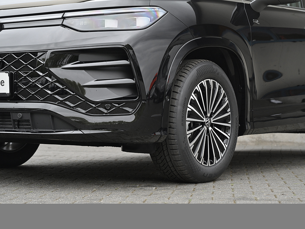 Volkswagen Tayron 2.0 R-LINE BLACK STYLE 4X4 PANO AHK LM20