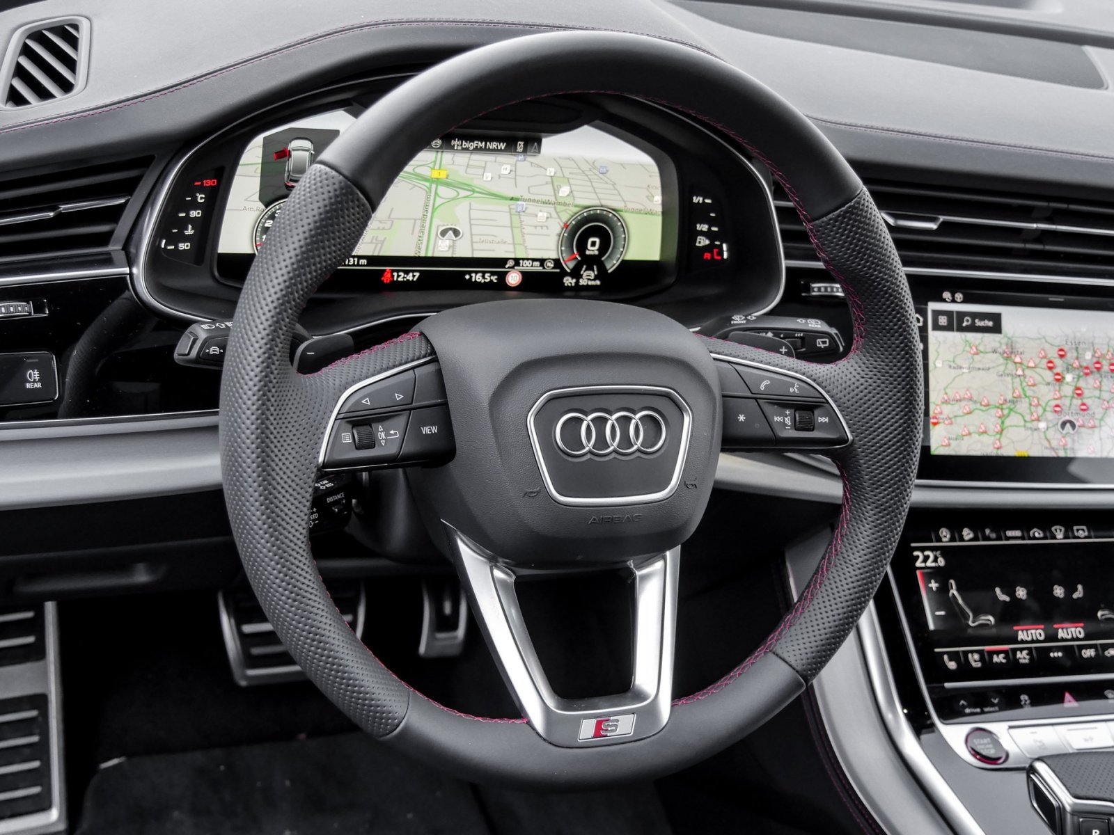 Audi SQ8 TFSI tiptronic MatrixLED+AHK+Optikpaket+B&O+Massage