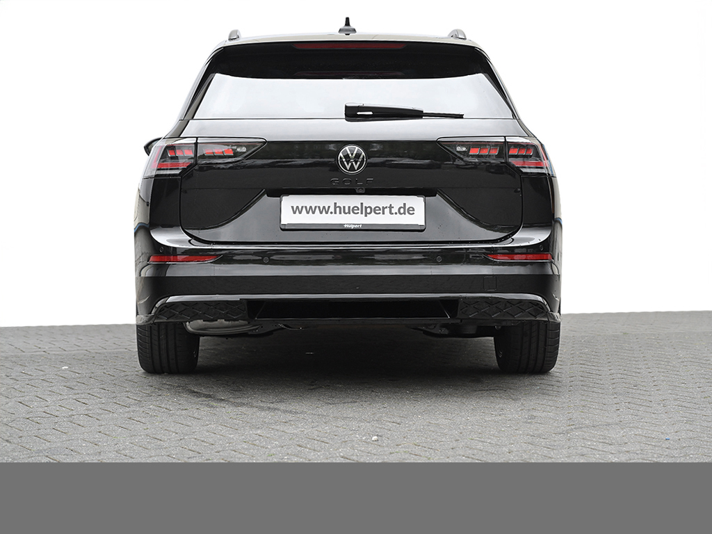 Volkswagen Golf Variant VIII 2.0 R-LINE BLACKSTYLE PANO CAM