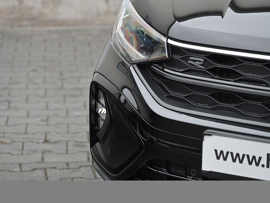 Volkswagen Taigo 1.0 R-LINE BLACK STYLE CAM ACC LM18 NAVI